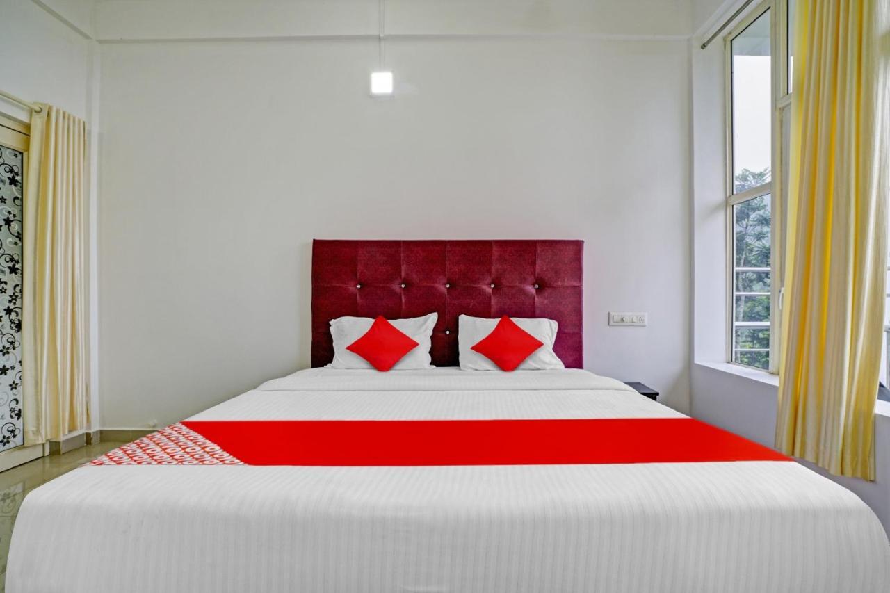 فندق Oyo Flagship 81260 Star Lights مونار المظهر الخارجي الصورة