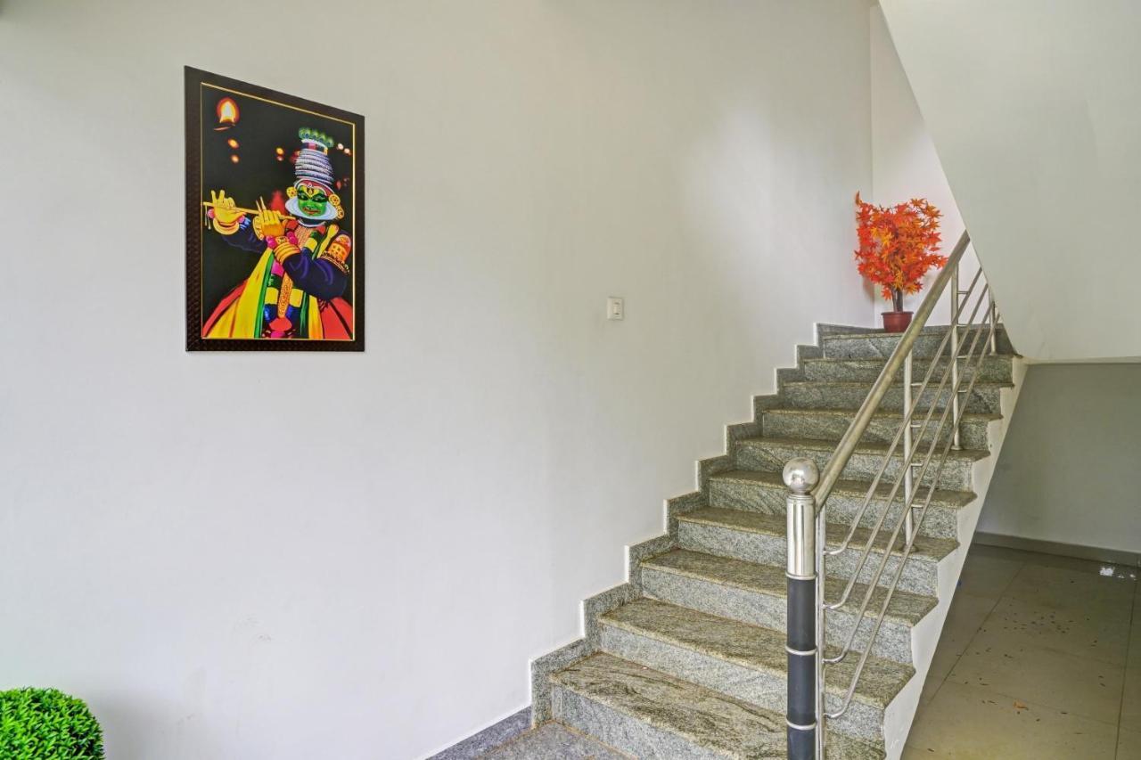 فندق Oyo Flagship 81260 Star Lights مونار المظهر الخارجي الصورة